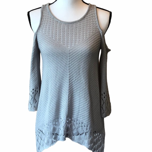 Lauren Conrad cold shoulder sweater Size XS - Picture 1 of 7